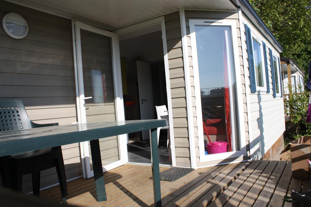 Camping Le Rhone Tournon-sur-Rhone Habitación foto