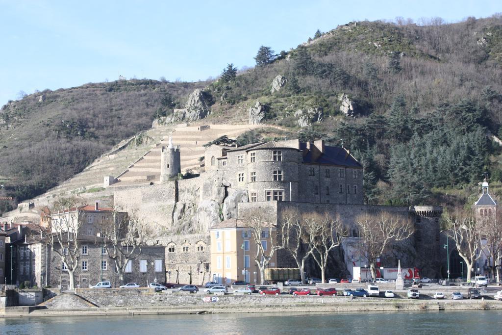 Camping Le Rhone Tournon-sur-Rhone Exterior foto